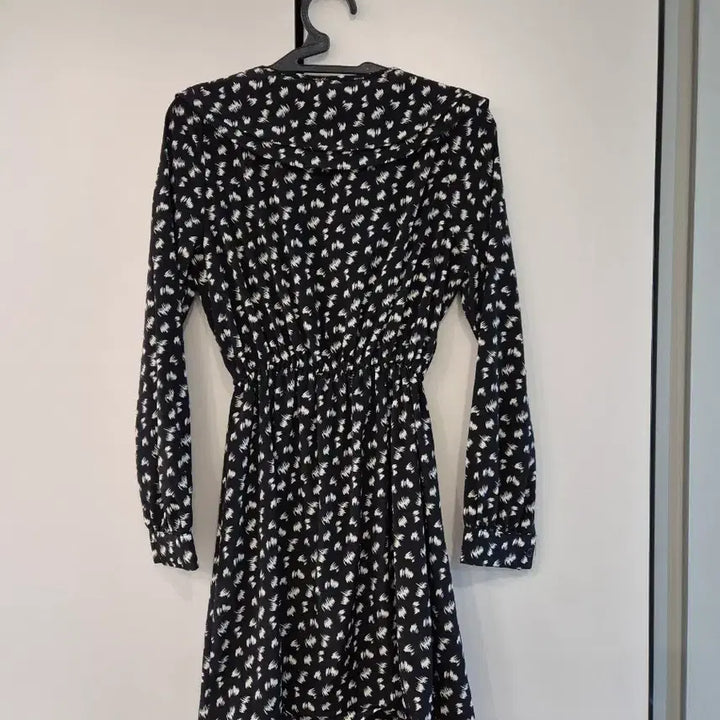 [BUNJANG] Black Long Sleeve Dress / 긴팔 원피스 블랙
