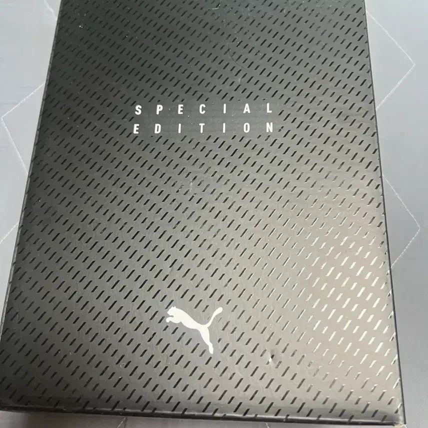 [BUNJANG] Puma Ultra 6 Ultimate MG Special Edition Recharge Pack Soccer Cleats / 푸마 울트라6 얼티메이트 mg스페셜에디션 리차지팩 265