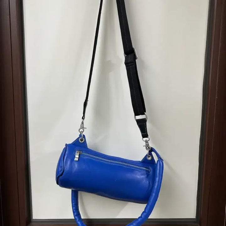 [SOLD OUT] 아더에러 X 자라 레더 숄더백 블루 adererror zara 크로스백
