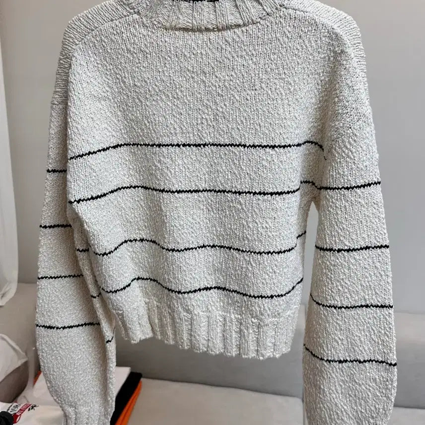 [BUNJANG] Slub Striped Knit Ecru Color Top / 슬럽 스트라이프 니트 에크루컬러
