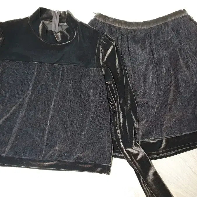 [BUNJANG] Small Bird Anton Berg Velour Two-Piece Set / 스몰버드 안톤 베르그 벨로아 투피스