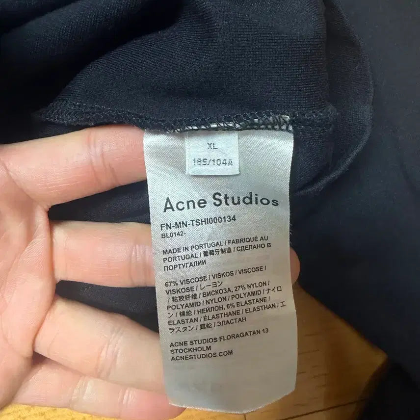 [BUNJANG] Acne Studios Half-Zip Long Sleeve T-Shirt XL / 아크네스튜디오 반집업 긴팔 XL