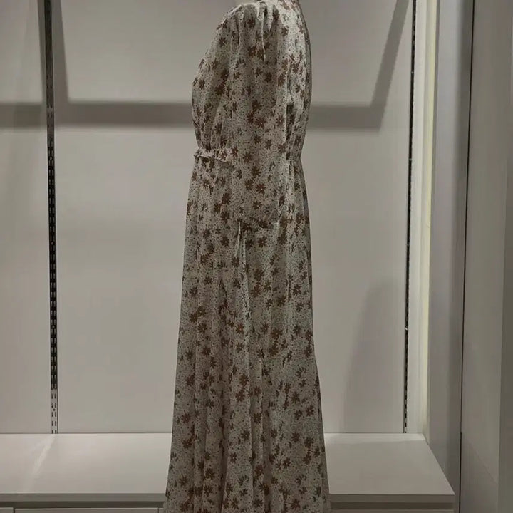 [BUNJANG] Vist in New York Flower Long Dress / Vist in newyork 플라워 롱 원피스 55