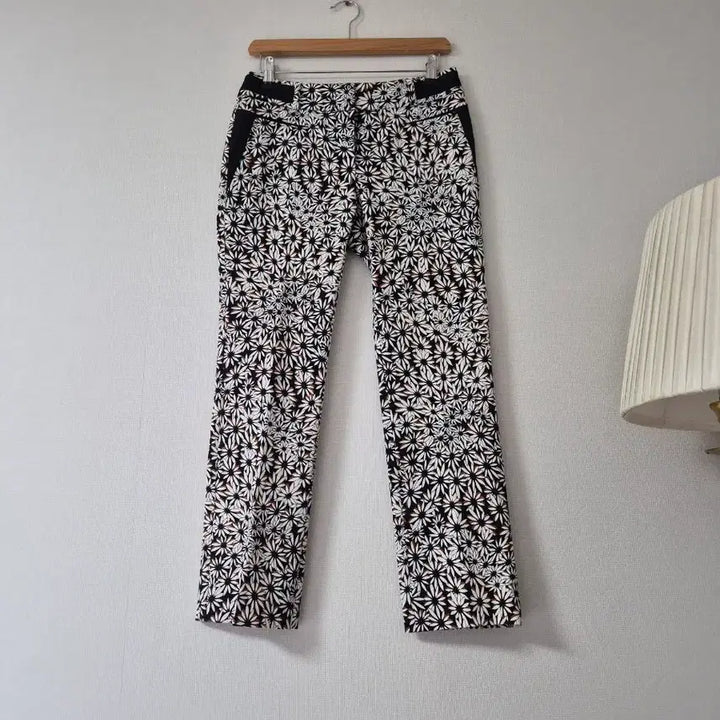 [BUNJANG] Objet Flower Pattern Slacks Pants Size 27 / [오브제]플라워 패턴 여성 바지(허리27)