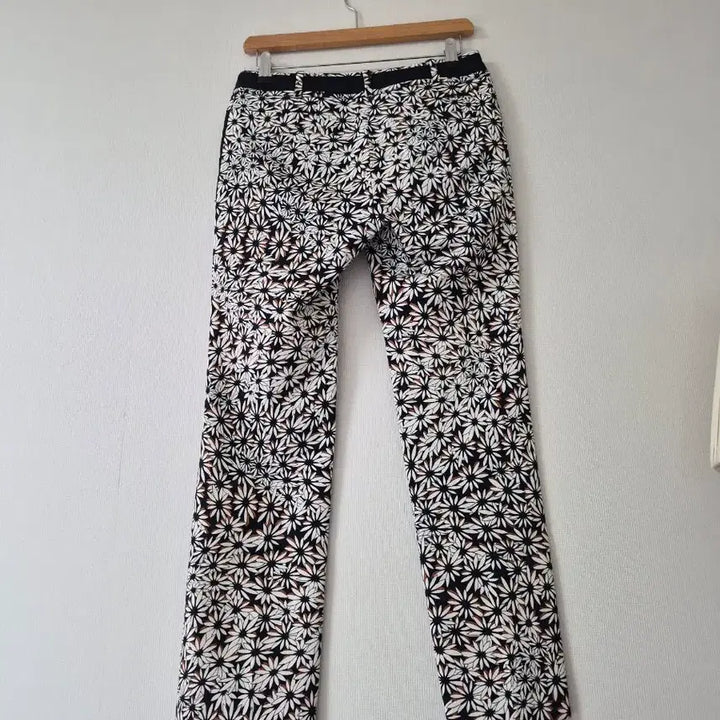 [BUNJANG] Objet Flower Pattern Slacks Pants Size 27 / [오브제]플라워 패턴 여성 바지(허리27)