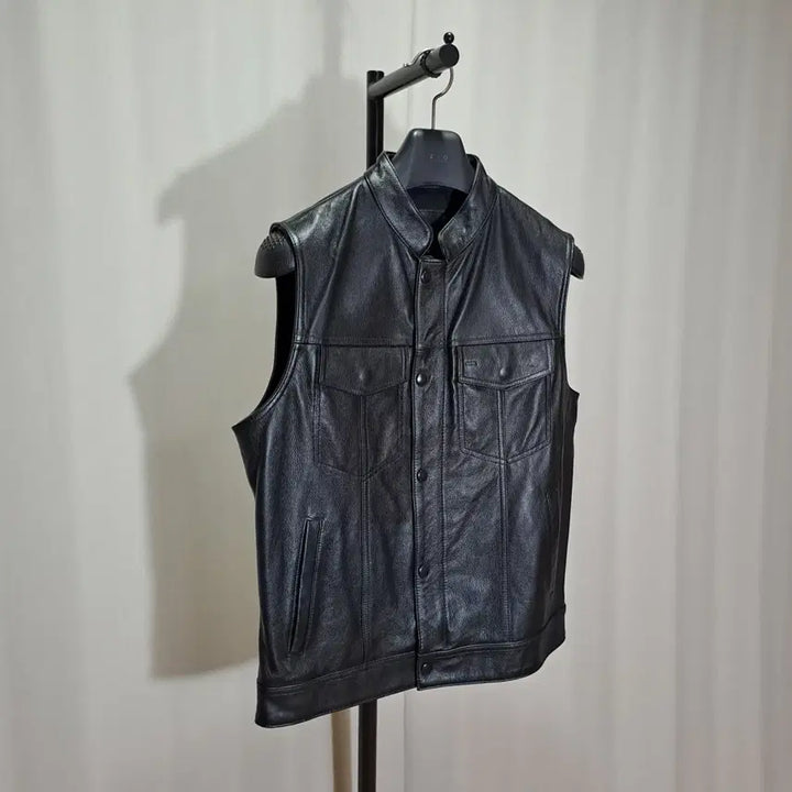[SOLD OUT] (새상품급) 소가죽 바이커 베스트 L B559