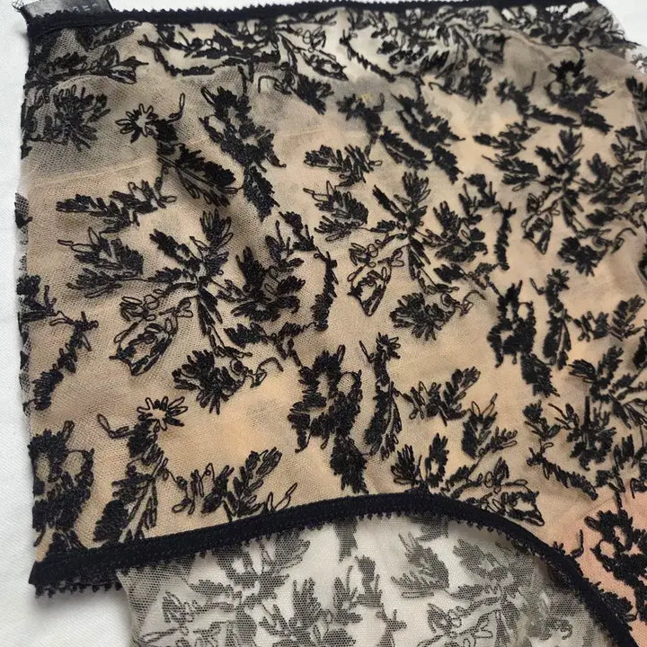 [BUNJANG] La Perla Black Floral Embroidery Panty XL / 라펠라 블랙 플라워 자수 팬티ㅡ66반77 XL