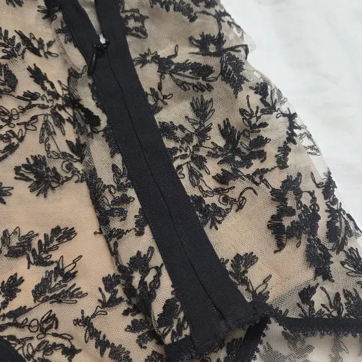 [BUNJANG] La Perla Black Floral Embroidery Panty XL / 라펠라 블랙 플라워 자수 팬티ㅡ66반77 XL