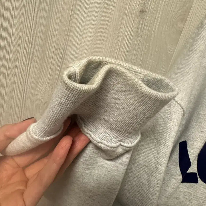 [BUNJANG] Hotel Cerritos Hoodie / 호텔세리토스 후디