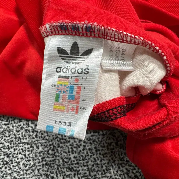 [BUNJANG] Adidas Signature Logo Stripe Side Line Jersey / Name : 아디다스 시그니처로고 스트라이프 사이드라인 져지 :)