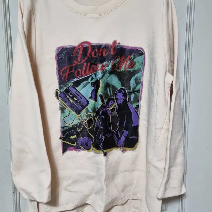 [BUNJANG] Ivory Printed Sweatshirt 77-88 / 아이보리 프린팅 맨투맨 티셔츠77~88