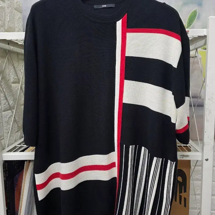 [SOLD OUT] 시스템옴므 남성 반팔니트 105 언발란스 스트라이프 니트반팔 MM52