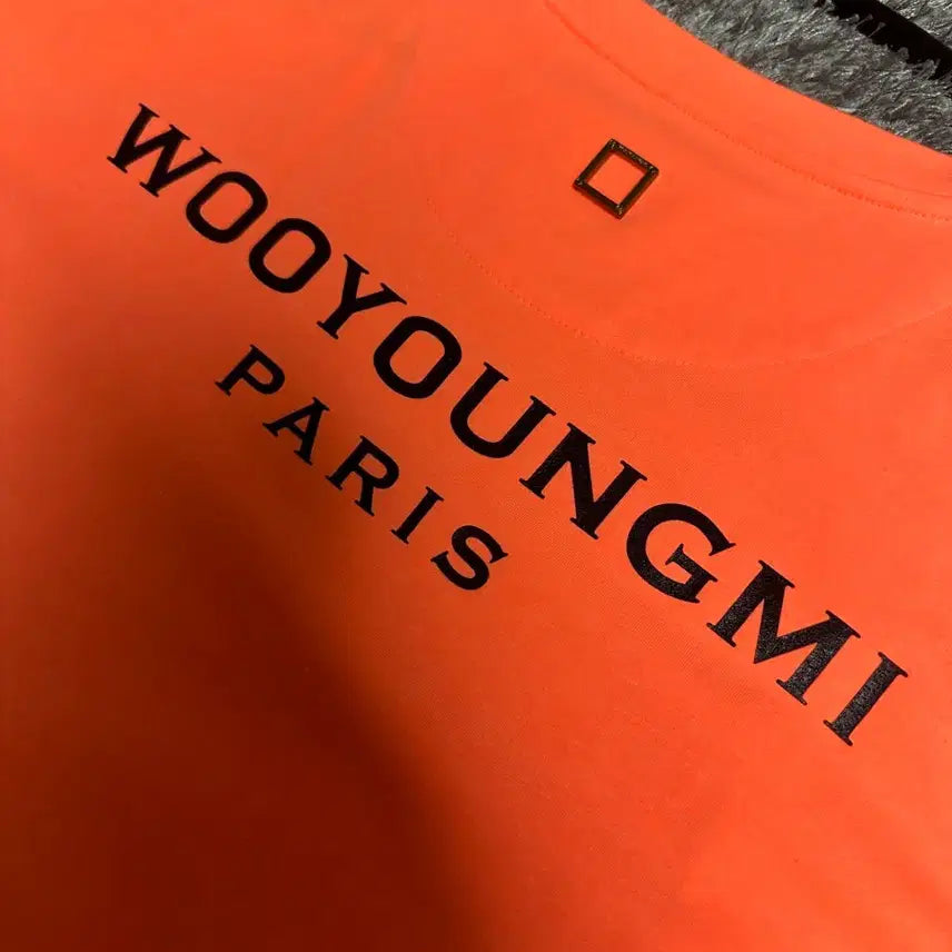 [BUNJANG] Wooyoungmi Back Logo T-Shirt Orange Fluorescent / 우영미 백로고 티셔츠 반팔 오렌지 형광 48 사이즈