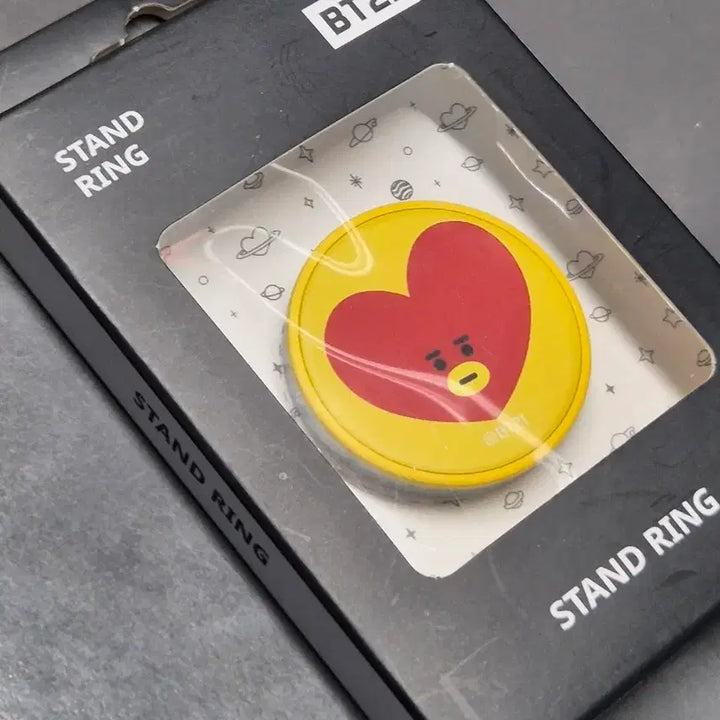 [BUNJANG] BT21 TATA Stand Ring GripTok - BTS / 방탄 BT21 스탠드링 그립톡 TATA (타타) 새상품 방탄소년단