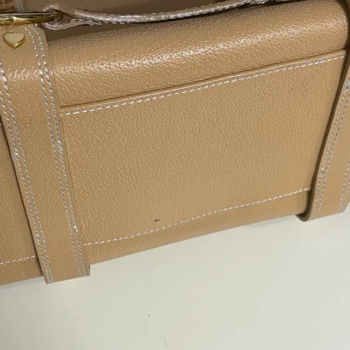 [BUNJANG] Samantha Thavasa Beige Heart Embellished Bag / 사만다타바사 y2k 오네갸루 히메카지 하트 장식 가방