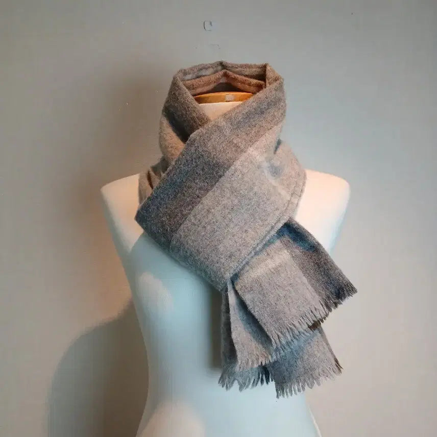 [BUNJANG] Majestro Check Pattern Cashmere Wool Blend Scarf / 마제스트로 체크 패턴 케시미어 울 혼방 머플러/숄