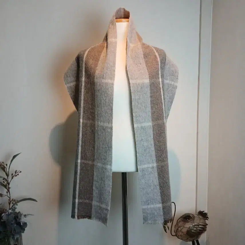 [BUNJANG] Majestro Check Pattern Cashmere Wool Blend Scarf / 마제스트로 체크 패턴 케시미어 울 혼방 머플러/숄
