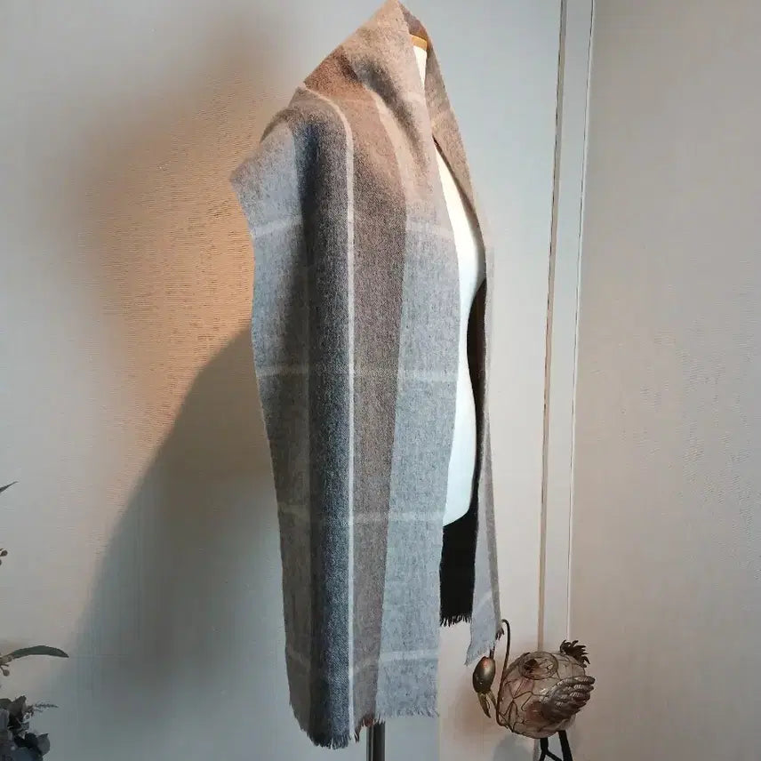 [BUNJANG] Majestro Check Pattern Cashmere Wool Blend Scarf / 마제스트로 체크 패턴 케시미어 울 혼방 머플러/숄