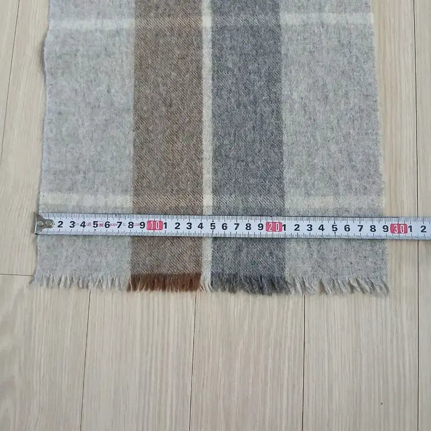 [BUNJANG] Majestro Check Pattern Cashmere Wool Blend Scarf / 마제스트로 체크 패턴 케시미어 울 혼방 머플러/숄