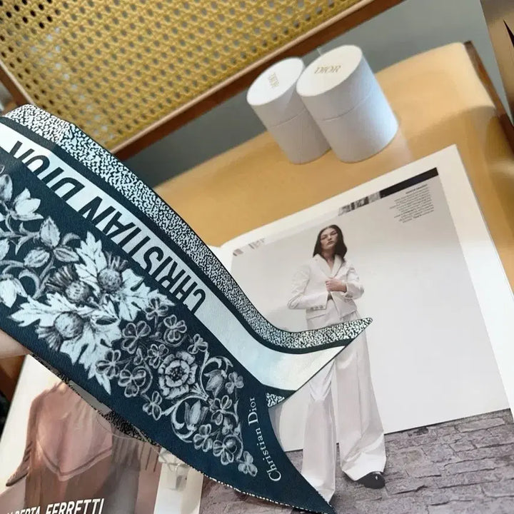 [BUNJANG] Dior Black Flower Twilly Scarf / 디올 블랙 플라워 트윌리 스카프