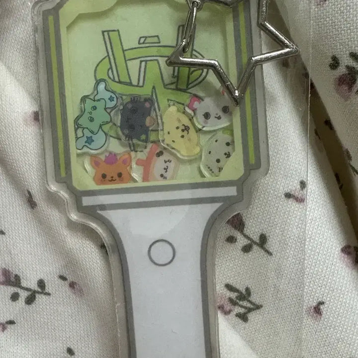 [BUNJANG] NCT WISH Acrylic Shaker Keyring / 엔시티위시 응원봉 아크릴 쉐이커 키링