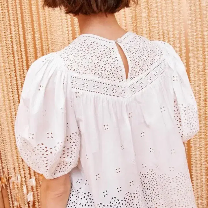 [SOLD OUT] 가격인하>울라존슨 화이트 아일렛 블라우스 0사이즈 (새상품)