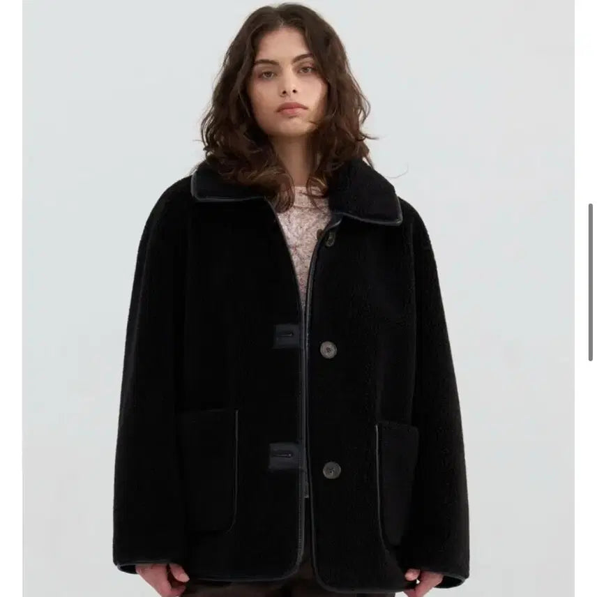 [BUNJANG] Atcorner Oversized Reversible Mouton (Black) / 앳코너 오버핏 리버시블 무스탕(블랙)