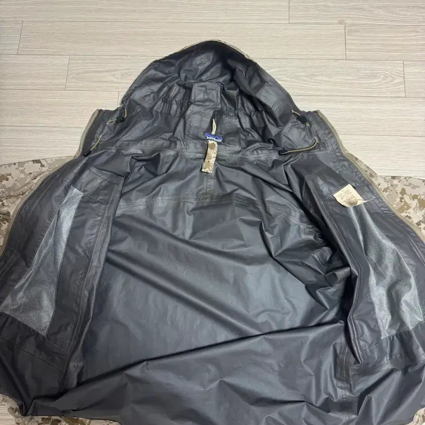 [BUNJANG] Patagonia MARS PCU AOR1 Gore-Tex Jacket / 파타고니아 mars pcu aor1 고어텍스 자켓 sr