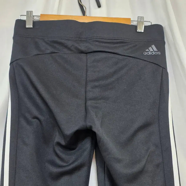 [BUNJANG] Adidas Women's Three-Stripe Black Training Pants / 아디다스 여성봄가을삼선 블랙 트레이닝 바지S
