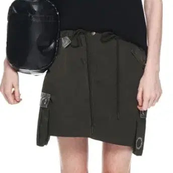 [BUNJANG] Matinkim Cargo Mini Skirt Khaki / 마뗑킴 카고 미니스커트 카키