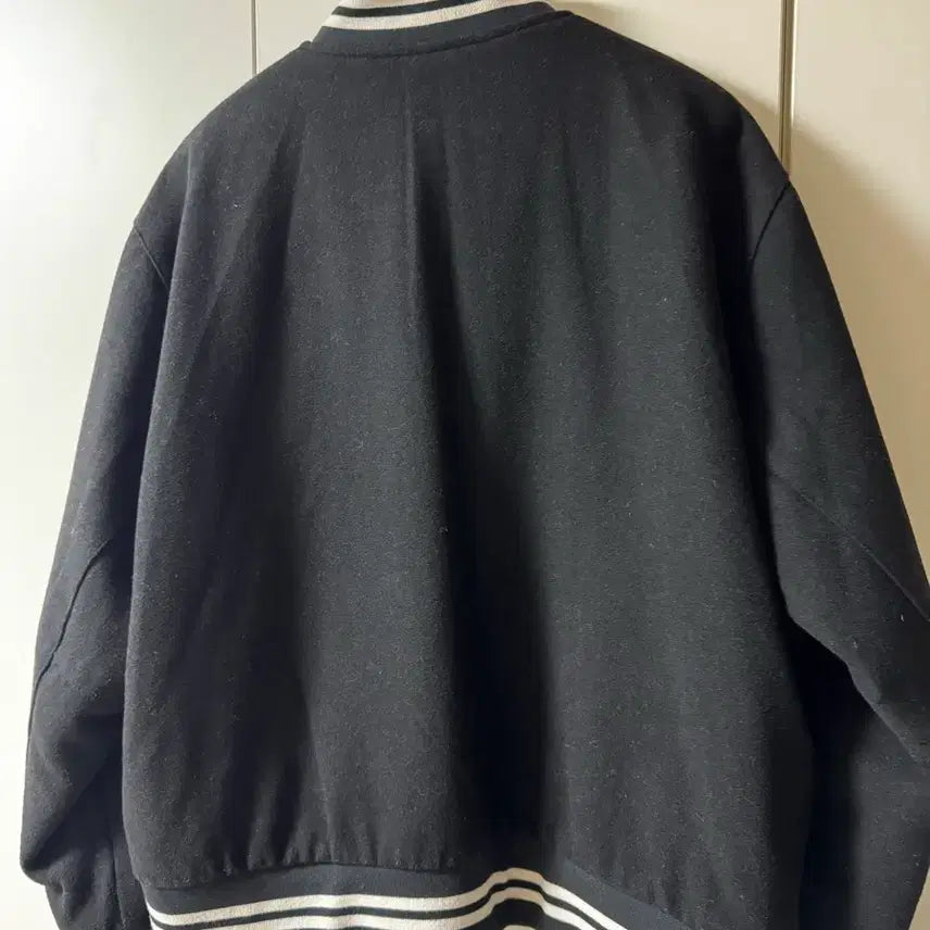 [SOLD OUT] 나이키 NSW 어센틱 바시티 자켓 블랙 아시아