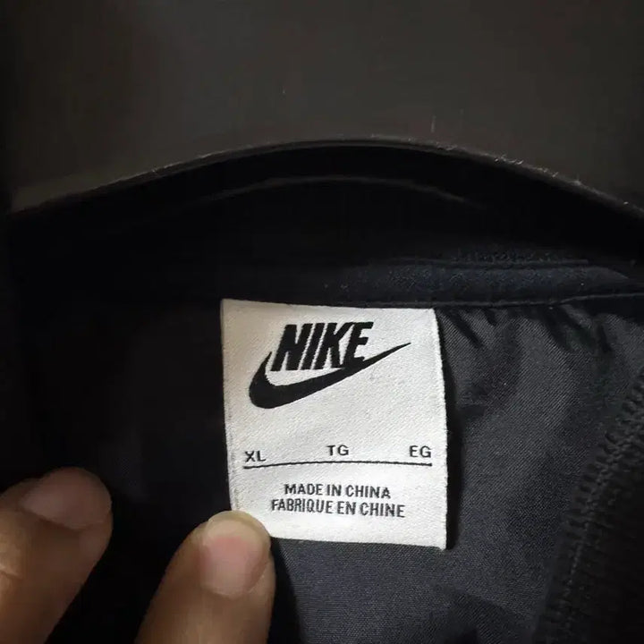 [SOLD OUT] 나이키 NSW 어센틱 바시티 자켓 블랙 아시아