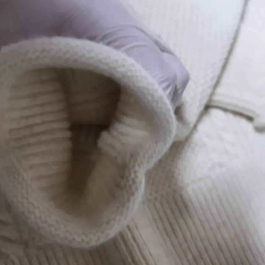 [BUNJANG] Ruffside Aran Knit Oatmeal Size 1 / 러프사이드 아란 니트 오트밀 1사이즈 팝니다
