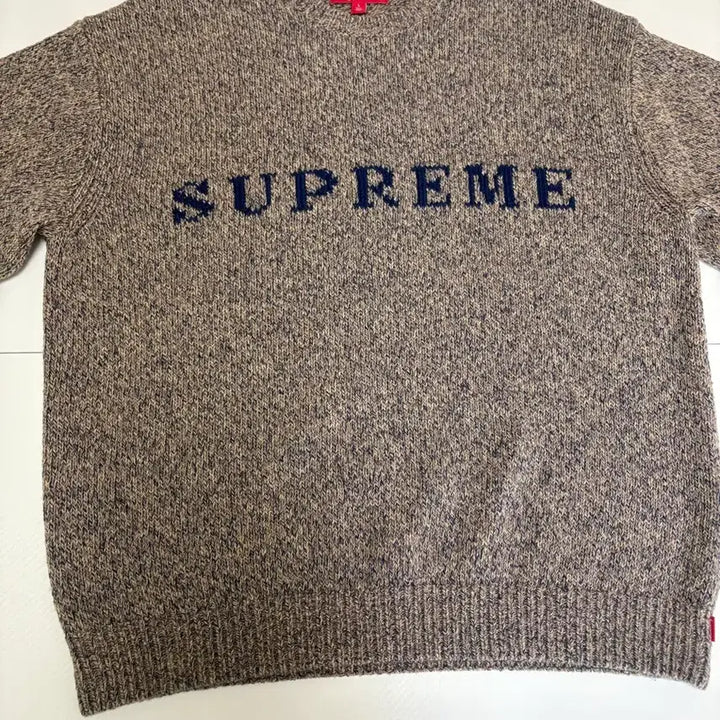 [BUNJANG] Supreme Contrast Logo Sweater - Top Melange - L Size / 슈프림 콘트라스트 스웨터 L