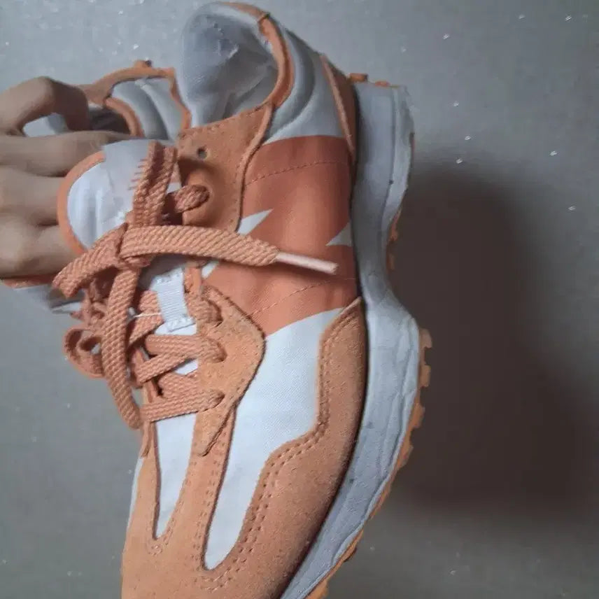 [BUNJANG] New Balance 327 Orange Sneakers / 뉴발란스X아소스 327 오렌지 운동화 신발 245
