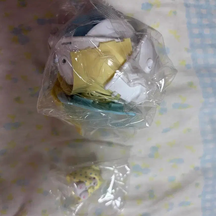 [BUNJANG] Sanrio Dinguri Days Rotating Cup Gacha / 산리오 딩구리데이즈 회전 컵 가챠