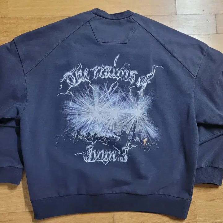 [BUNJANG] Juun.J Garment Dyed Navy Sweatshirt / 준지 / 24fw 가먼트 다잉 네이비 맨투맨 / s(105)