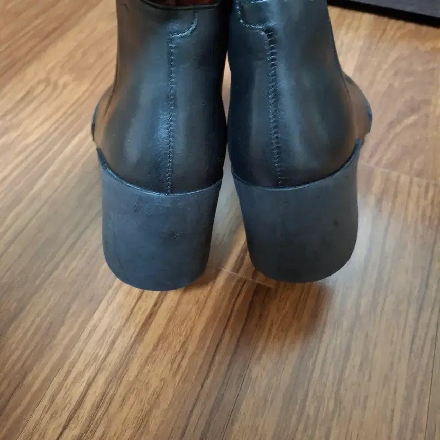 [BUNJANG] Camper Black Leather Ankle Boots / 캠퍼 블랙 가죽 앵클 부츠 35사이즈   거의새것