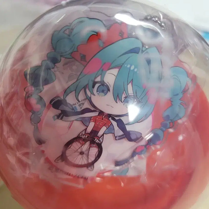 [BUNJANG] Racing Miku 2025 Acrylic Keyring/Stand / 레이싱미쿠 2025 아크릴 키링/스탠드 가챠