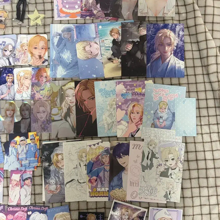 [SOLD OUT] 플레이브 노아 생일카페 생카 비공굿 엽서 포카 등 일괄