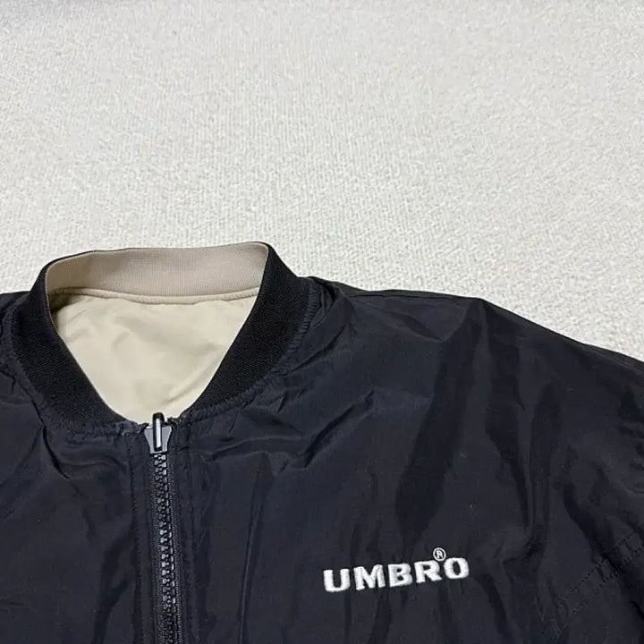 [SOLD OUT] 엄브로 블루종 리버서블 봄버 패딩 남성용 110사이즈
