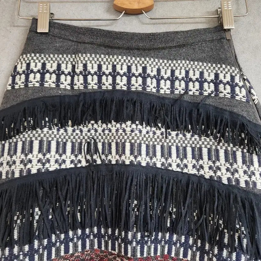 [BUNJANG] Fringe Knit Skirt / 프린지 니트 스커트 S(27인치까지 가능)