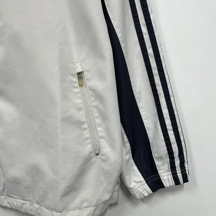[BUNJANG] Adidas Tri-Stripe Track Jacket / [100] 아디다스 삼선로고 흰검 트랙 바람막이 집업 자켓