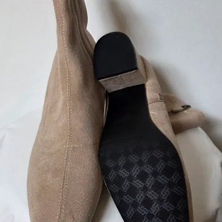 [BUNJANG] Suede Beige Ankle Boots / 스웨이드 베이지 앵글부츠((새상품))