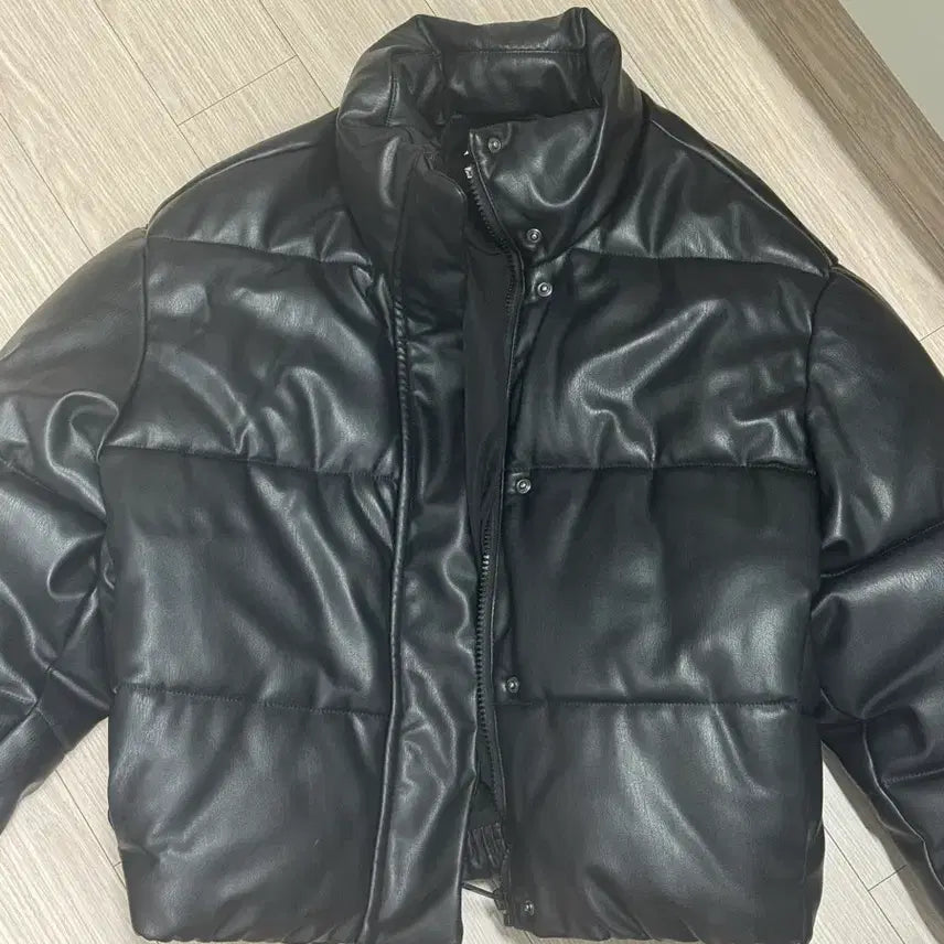 [BUNJANG] ZARA Leather Crop Short Padded Jacket XS / 자라 레더 크롭 숏패딩 xs
