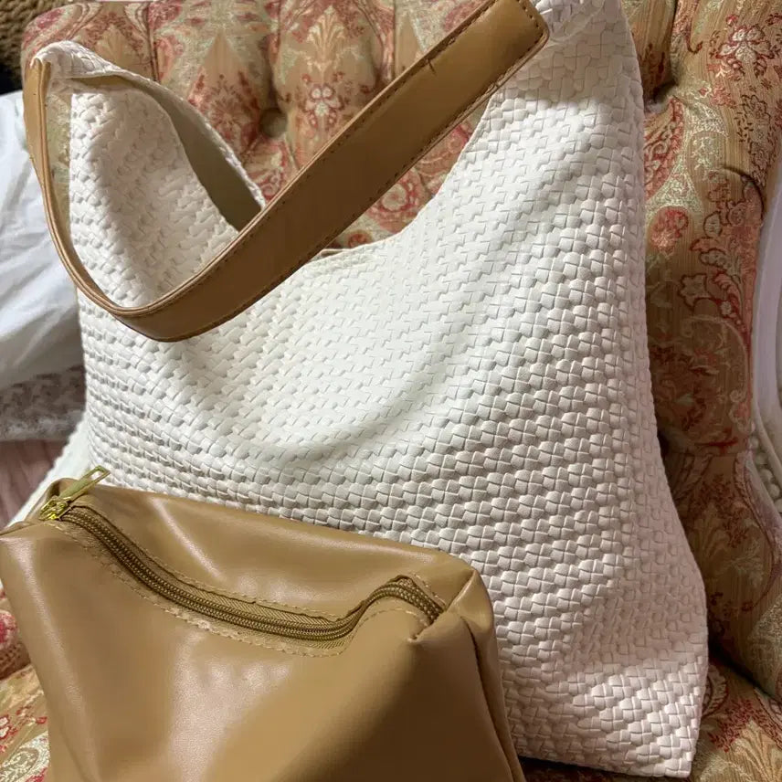 [BUNJANG] White Woven Straw Bag &amp; Beige Clutch / 화이트 엮음 스트로우백 &amp; 베이지 클러치