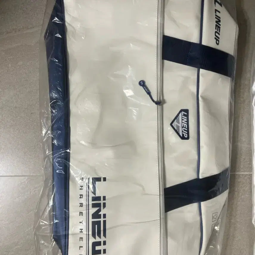 [BUNJANG] LINEUP Sports Bag Navy / LINEUP 라인업 스포츠 가방 네이비 새상품