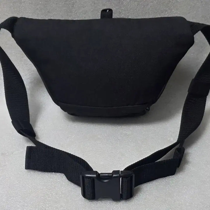 [BUNJANG] Carhartt Classic Waist Pack Sling Bag / 칼하트 carhartt 클래식 웨이스트팩 힙색 보조가방