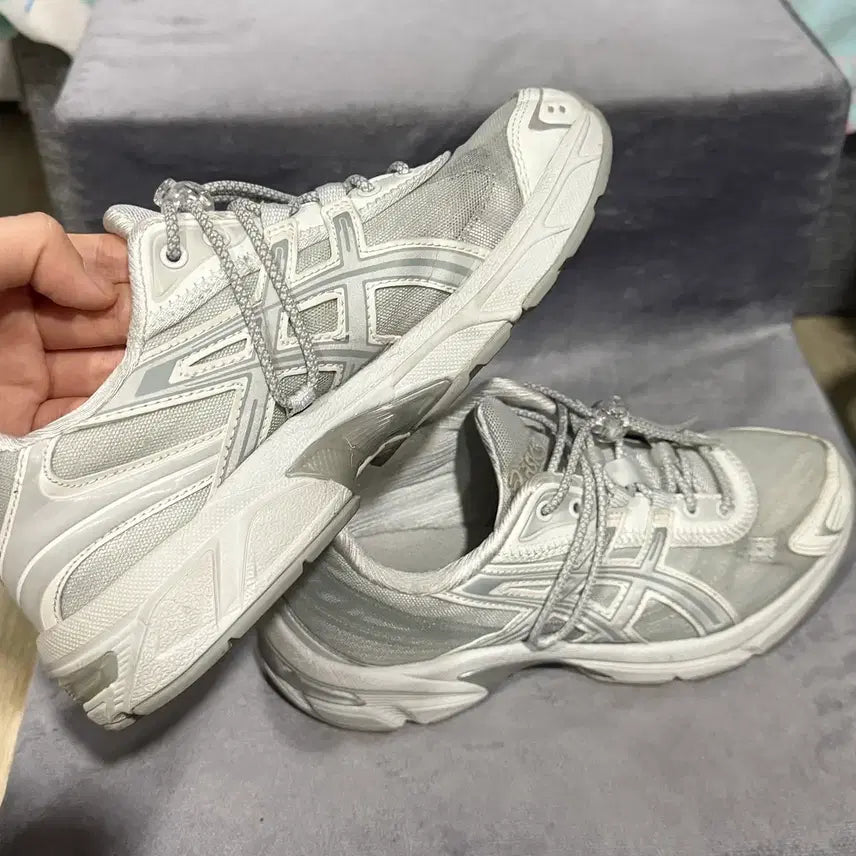 [BUNJANG] Asics Atmos OHOAS Gel-1130 RE Glacier Grey/Pure Silver Sneakers / 아식스 X 아트모스 X 오호스 젤-1130 RE 글레시어 그레이/퓨어실버