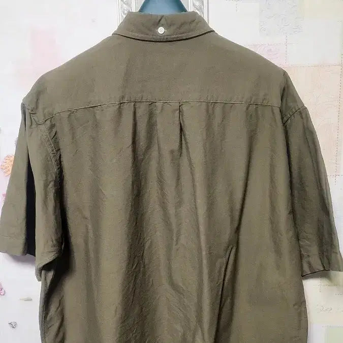 [BUNJANG] Supreme Khaki Short-Sleeve Shirt / 슈프림 카키색 반팔 셔츠